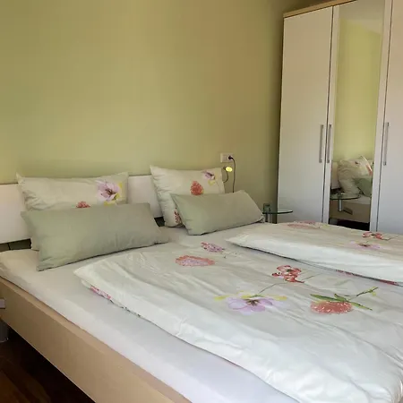 Appartement Haflinger Hof Detig *
